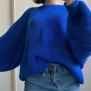 blue knitt sweater